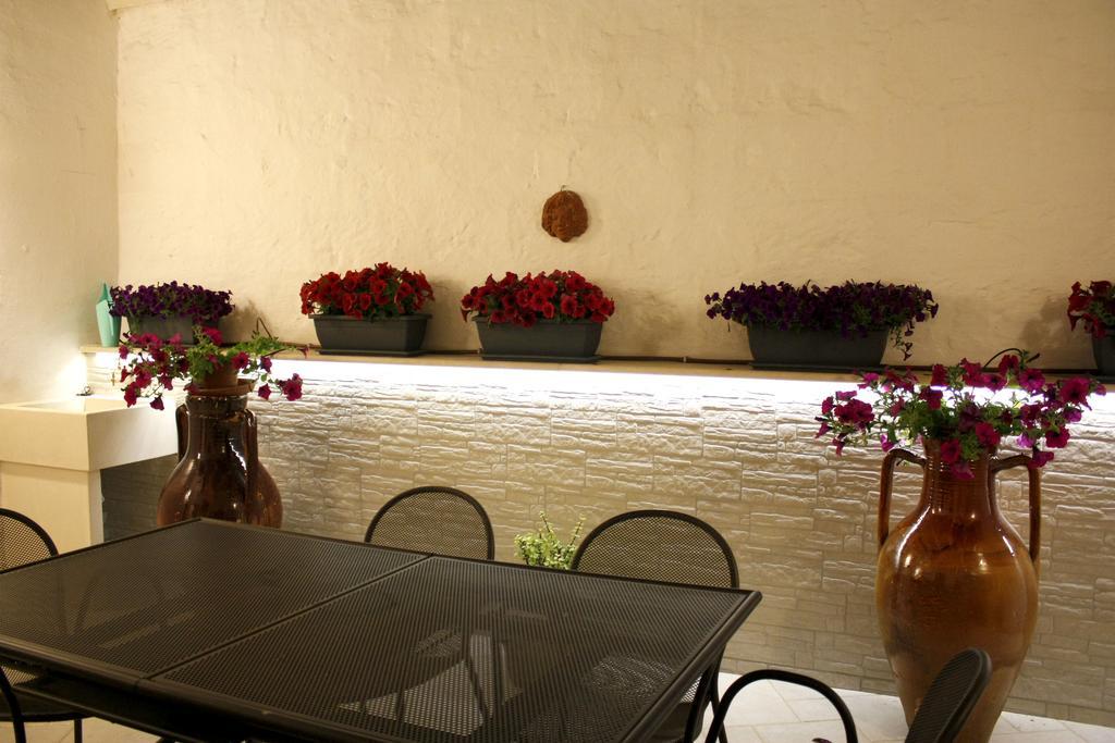 Micca House Apartman Ostuni Szoba fotó